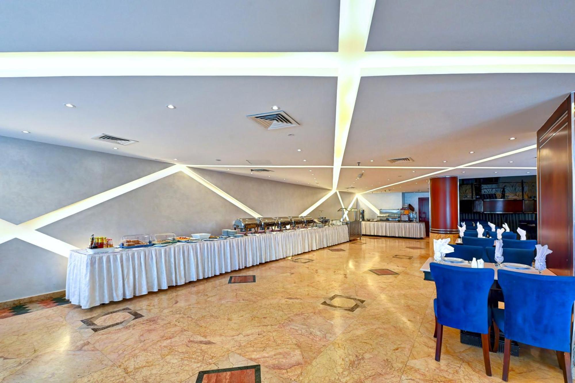 Al Bustan Hotel Sharjah Eksteriør bilde