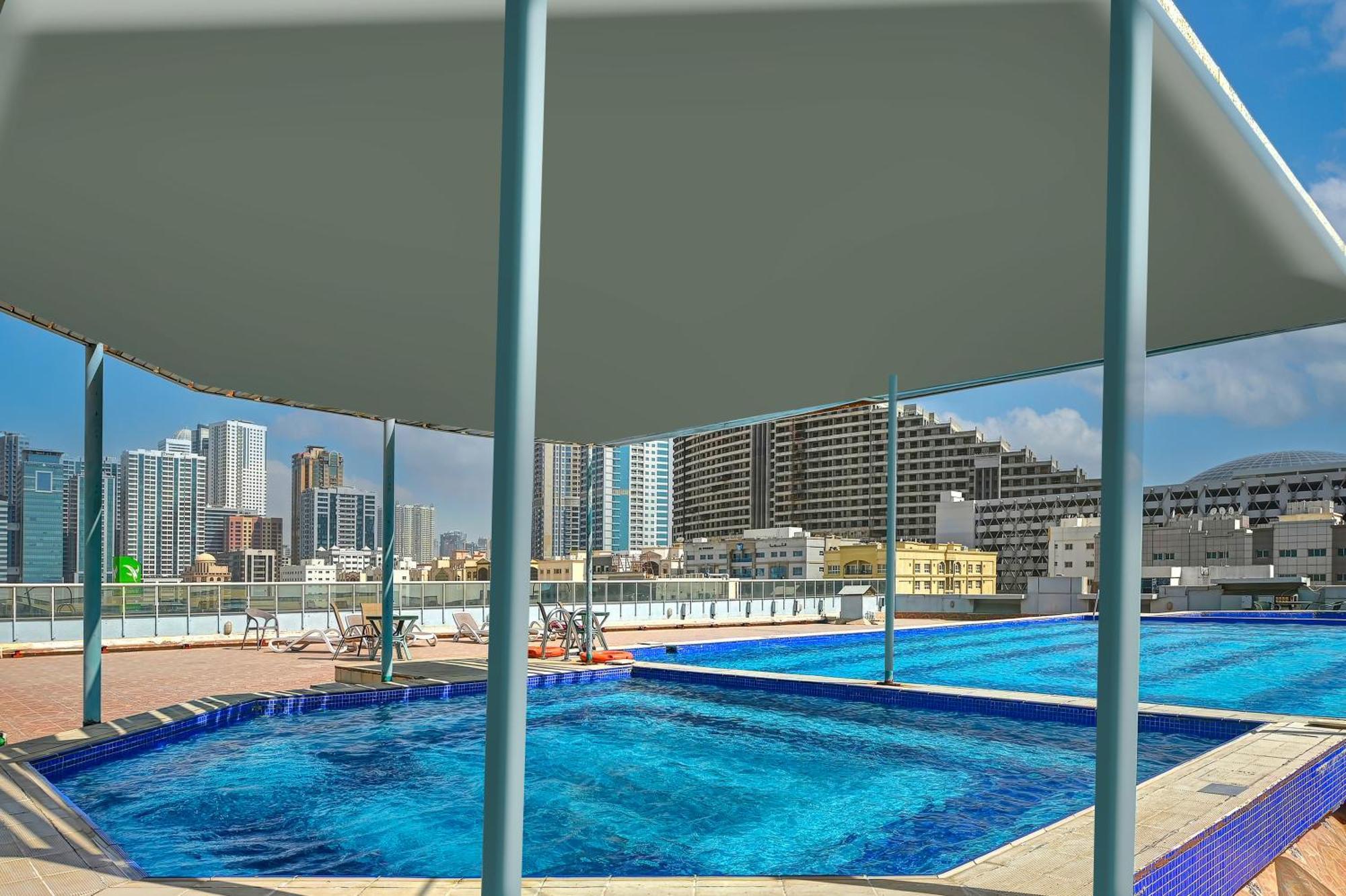 Al Bustan Hotel Sharjah Eksteriør bilde